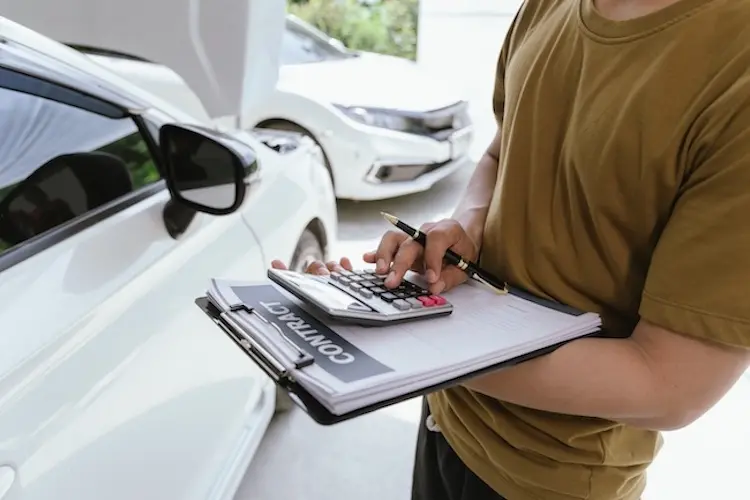 Inspecting Vehicle Damages